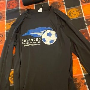 Long sleeve dry fit work out tshirt